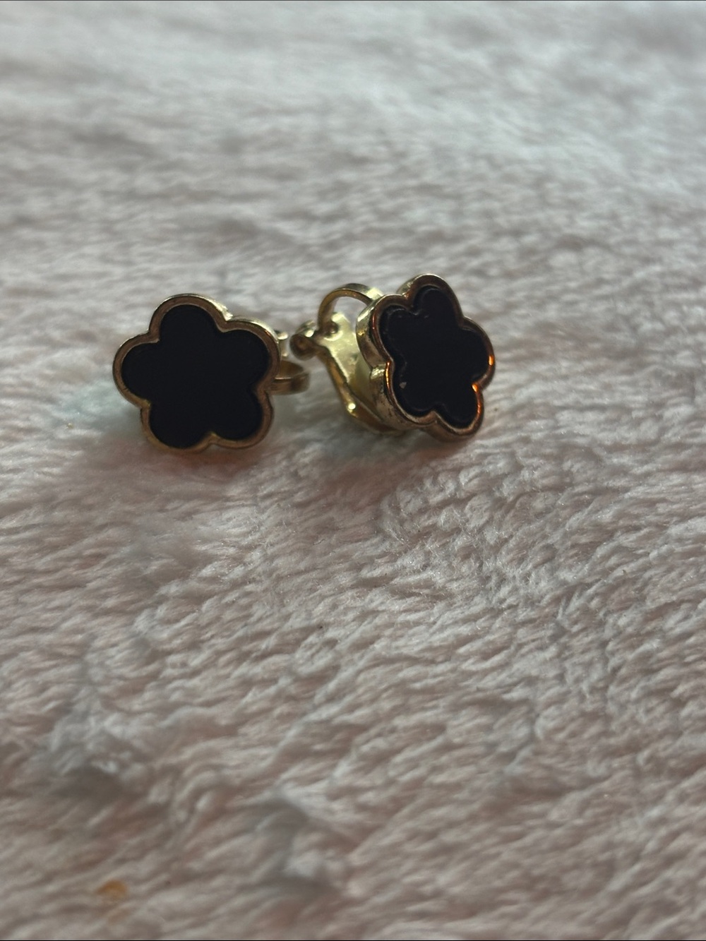 Gold Black Clover Flower Stud clip on Earrings - Women's Jewelry